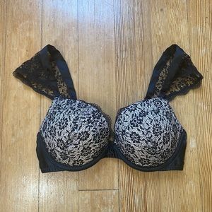 Victoria’s Secret Push-Up Bra 32D